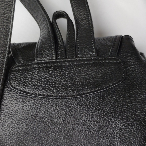 Harley-Davidson Leather Bag with Multicolor Stripe Lining - Picture 10 of 16